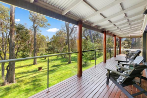 Redgum Treehouse - Outstanding luxury in the heart of wine country and minutes from the beaches